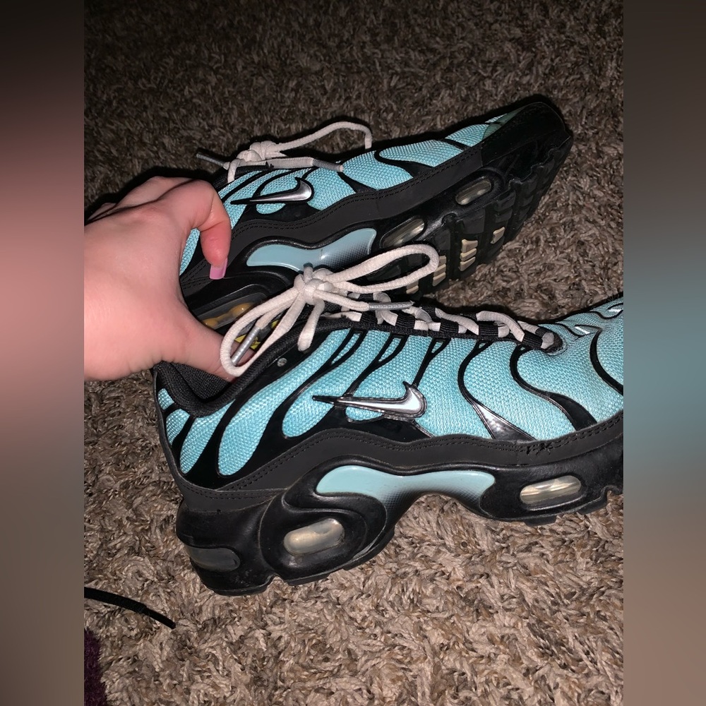 Nike TN Air size 6.5Y blue and black